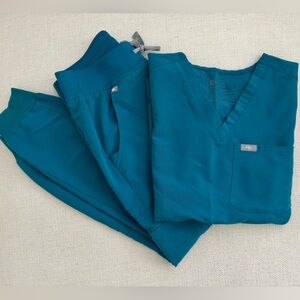 FIGS Pacific Blue Scrub Set Bottom XXSP & Top XXS